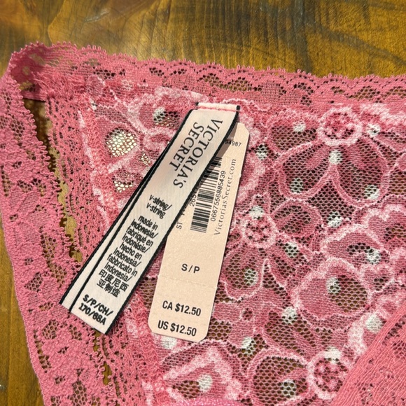 VS V-String - size small - NWT - Picture 3 of 3